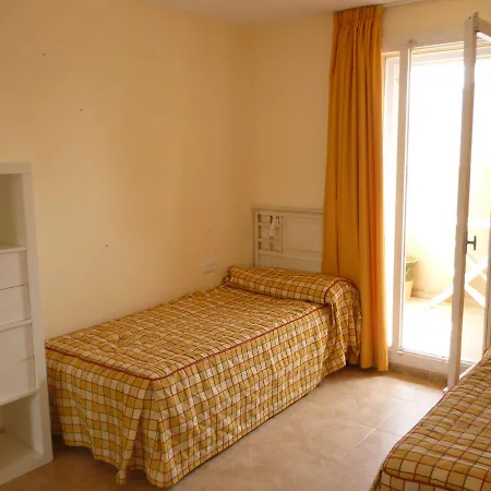 Inmovecos Amplio Y Con Vistas Al Mar Soling 103