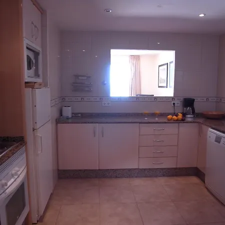 Apartman Inmovecos Amplio Y Con Vistas Al Mar Soling 103